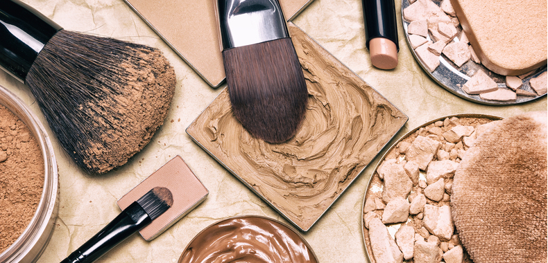 Diversi tipi di fondotinta