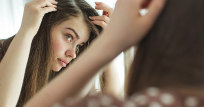 Caduta dei capelli in primavera le cause e i prodotti da usare