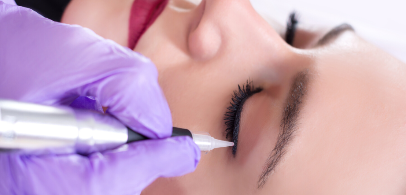 eyeliner-semipermanente-tecnica