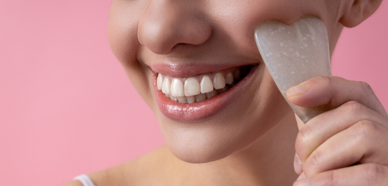 massaggio-gua-sha-guancia