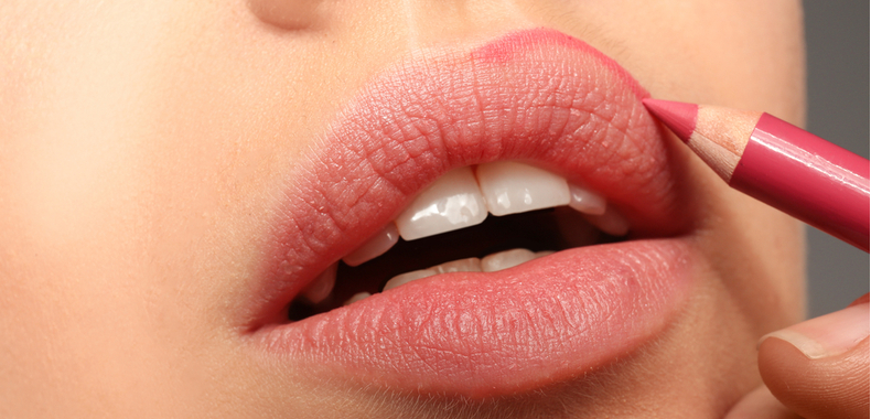 Matita labbra primo piano